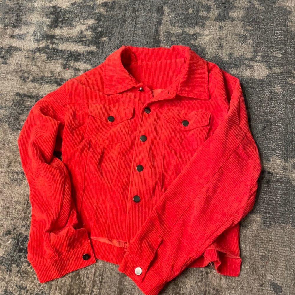 Women’s red light weight corduroy jacket. Size small